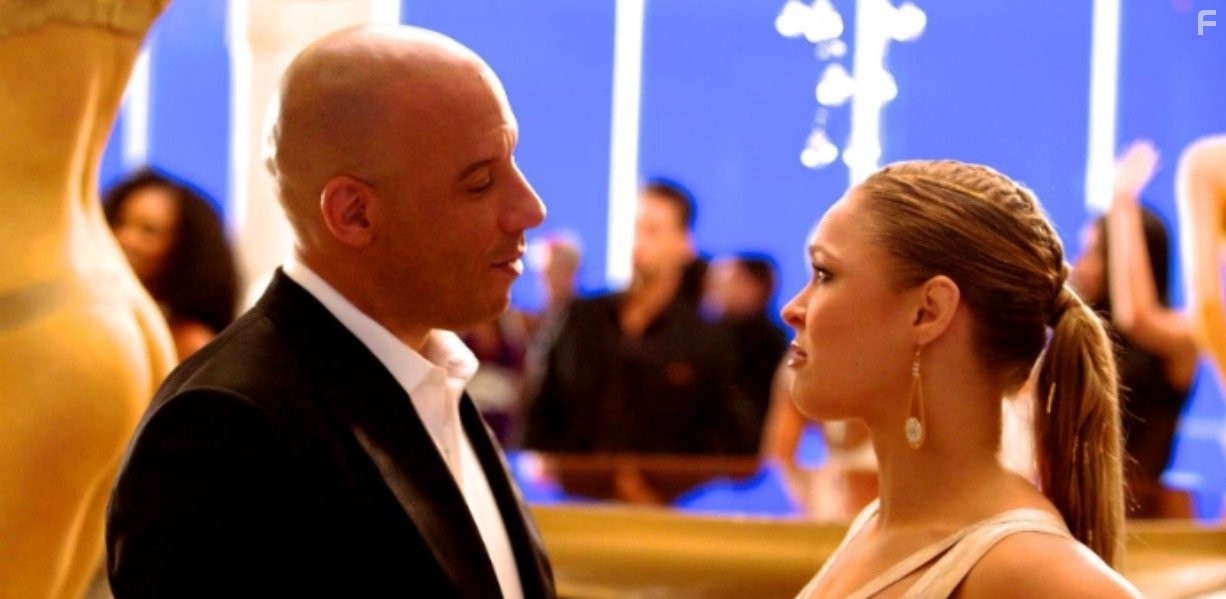 Vin Diesel and Ronda Rousey in Форсаж 7 (2015)
