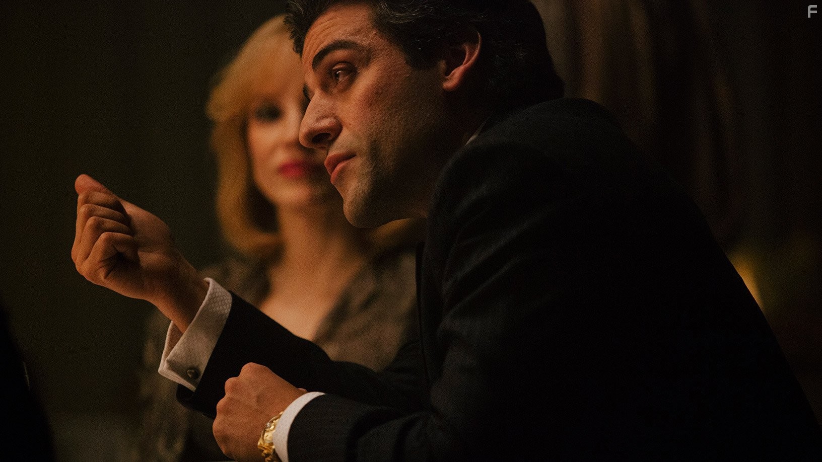 Oscar Isaac and Jessica Chastain in Самый жестокий год (2014)