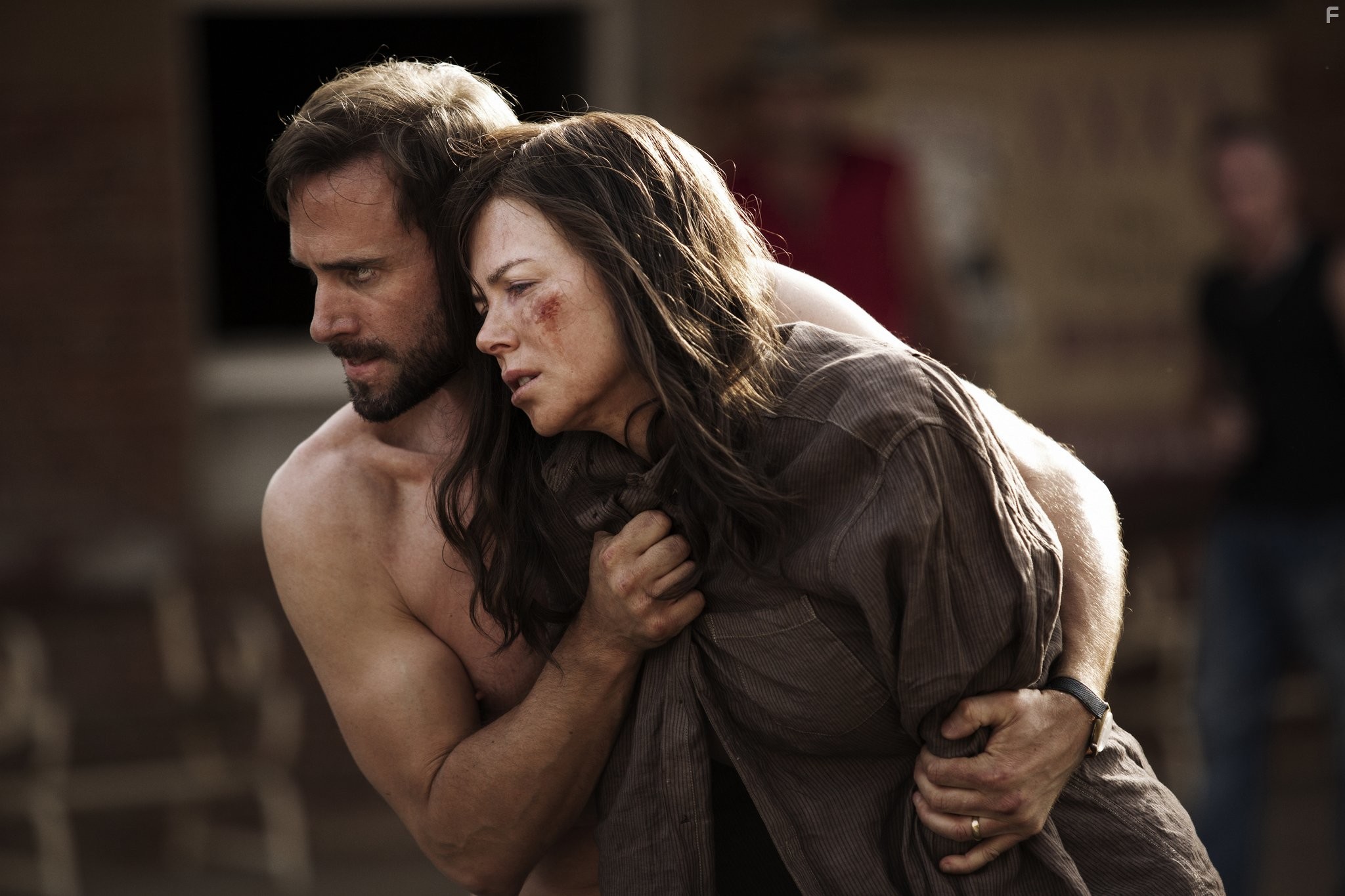Nicole Kidman and Joseph Fiennes in Чужая страна (2015)