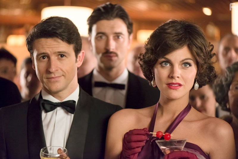 Diego Mart?n, Amaia Salamanca, and Javier Rey in Velvet (2013)