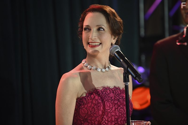 Bebe Neuwirth in Государственный секретарь (2014)