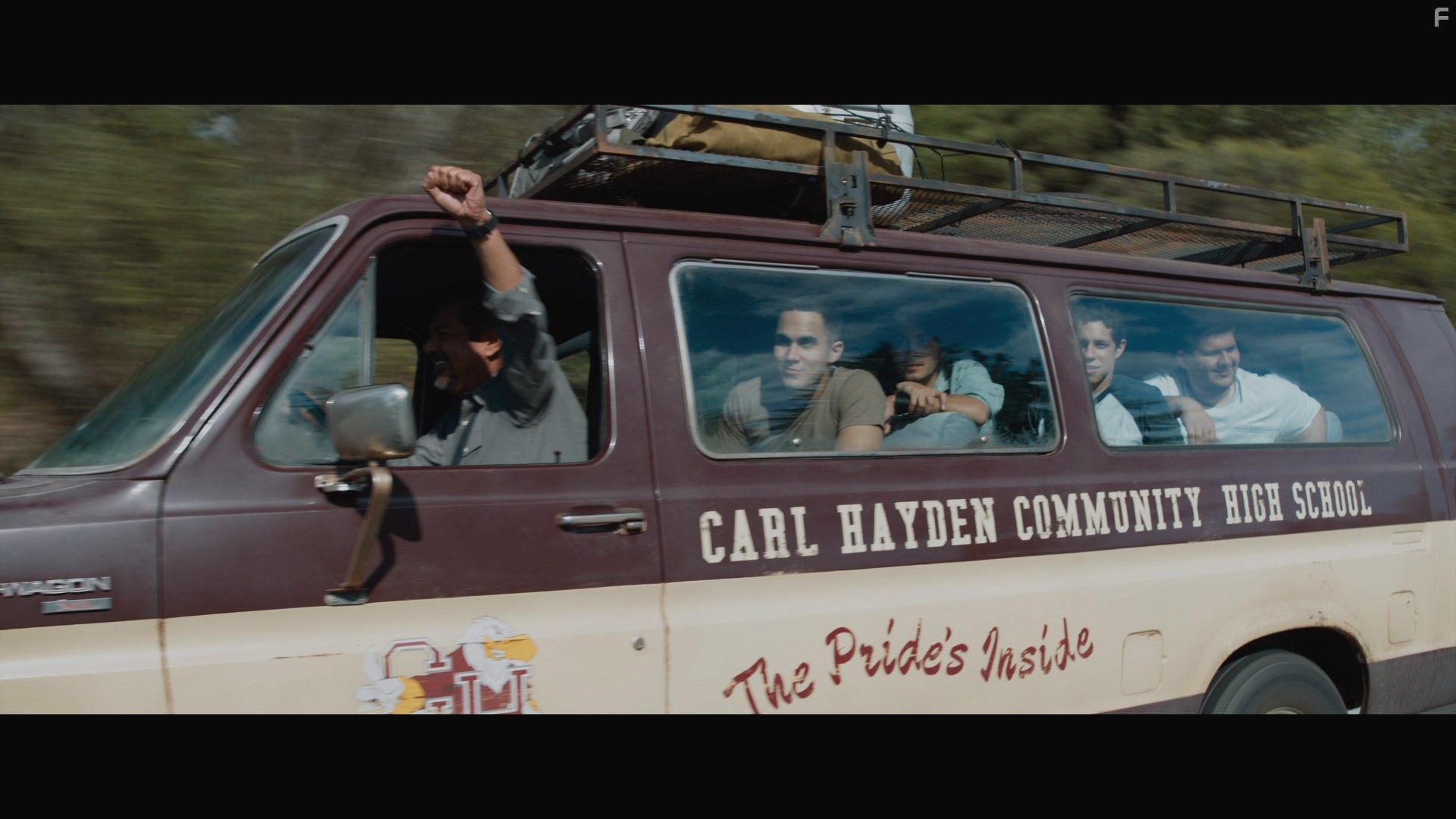 George Lopez, Jos? Juli?n, Carlos PenaVega, David Del Rio, and Oscar Javier Gutierrez II in Жизнь робота (2015)