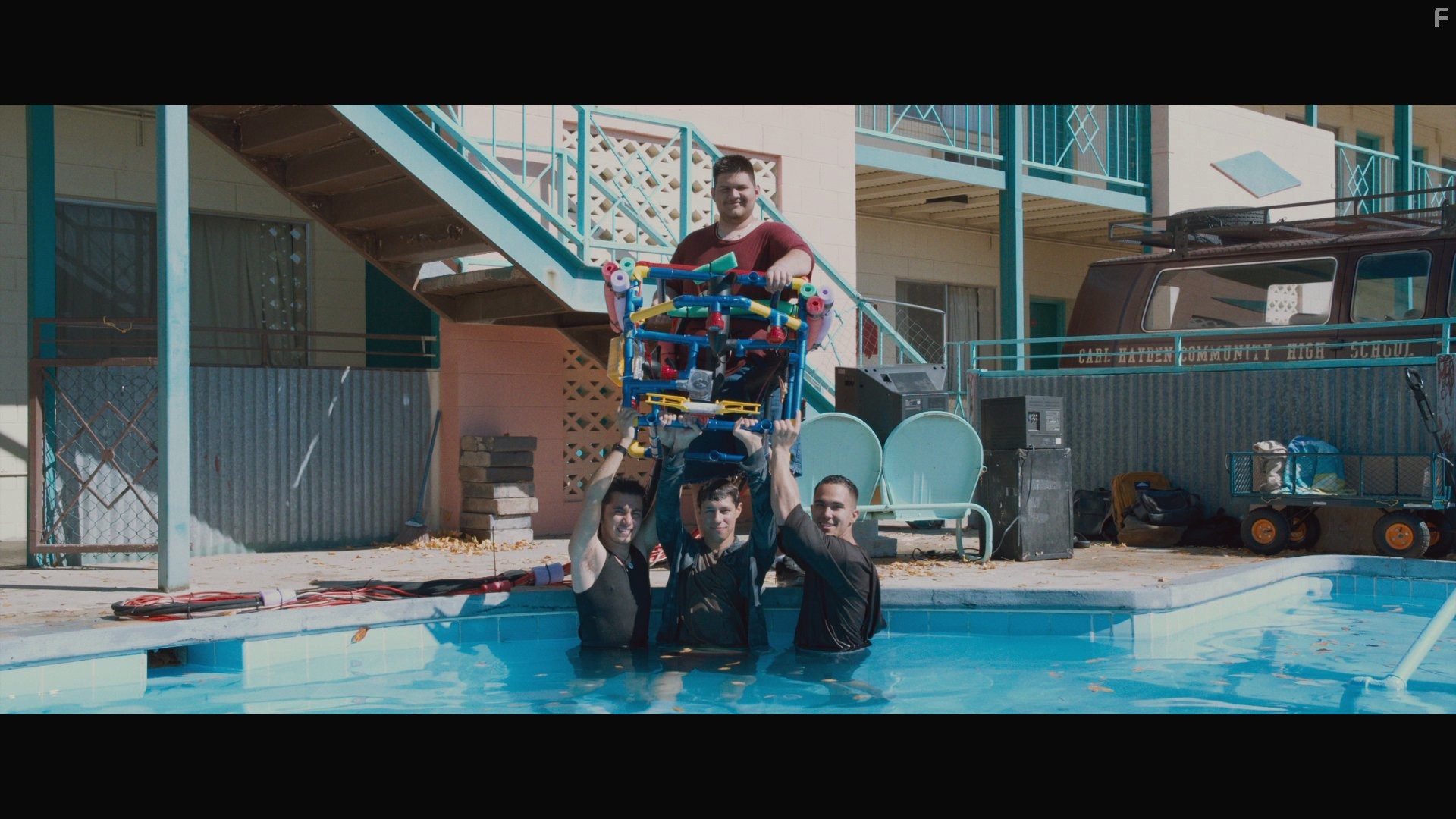 Жизнь робота (2015)