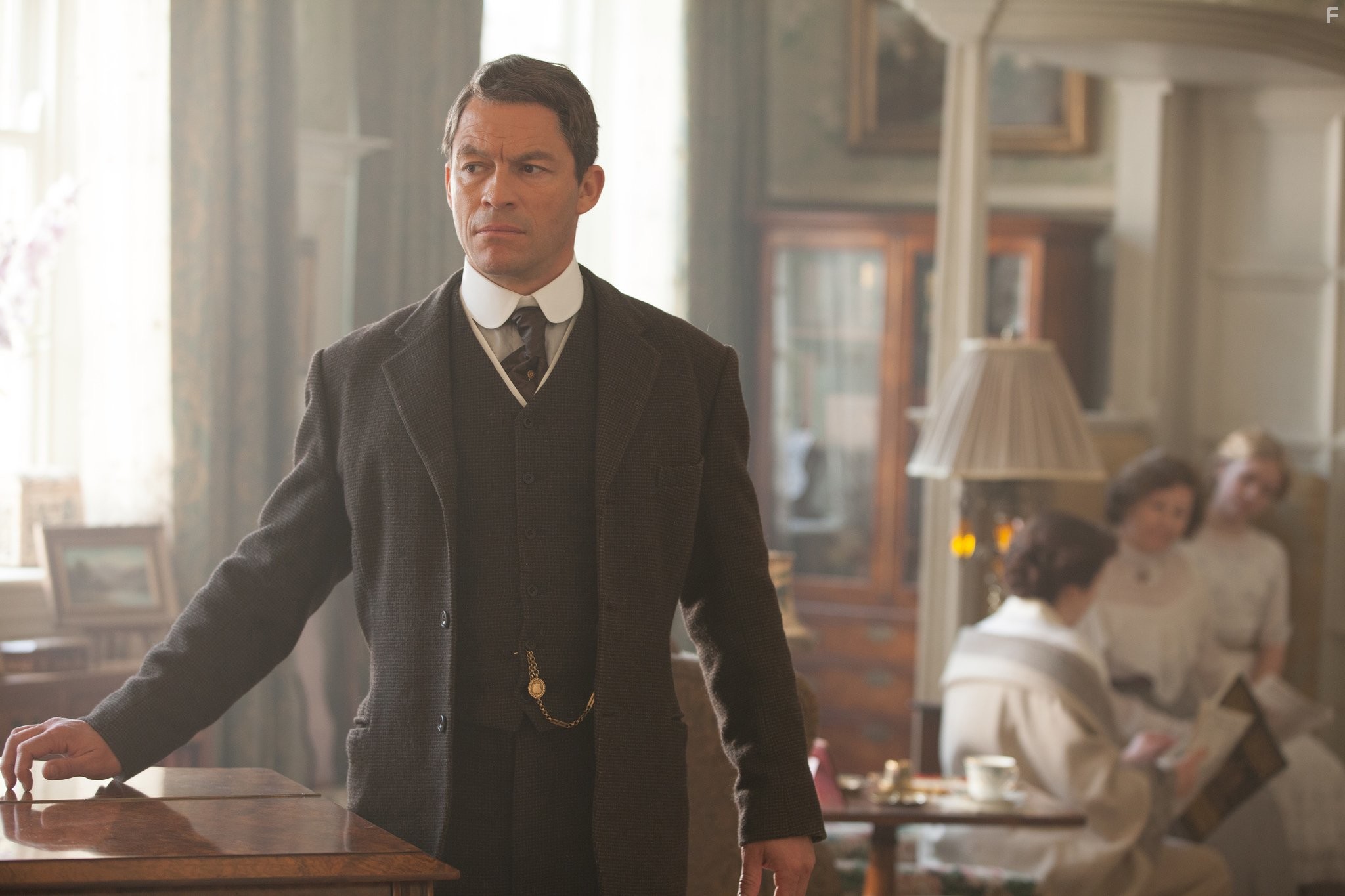Dominic West in Заветы юности (2014)