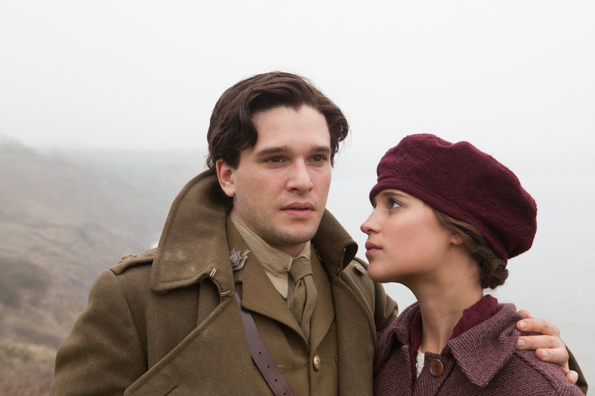 Alicia Vikander and Kit Harington in Заветы юности (2014)