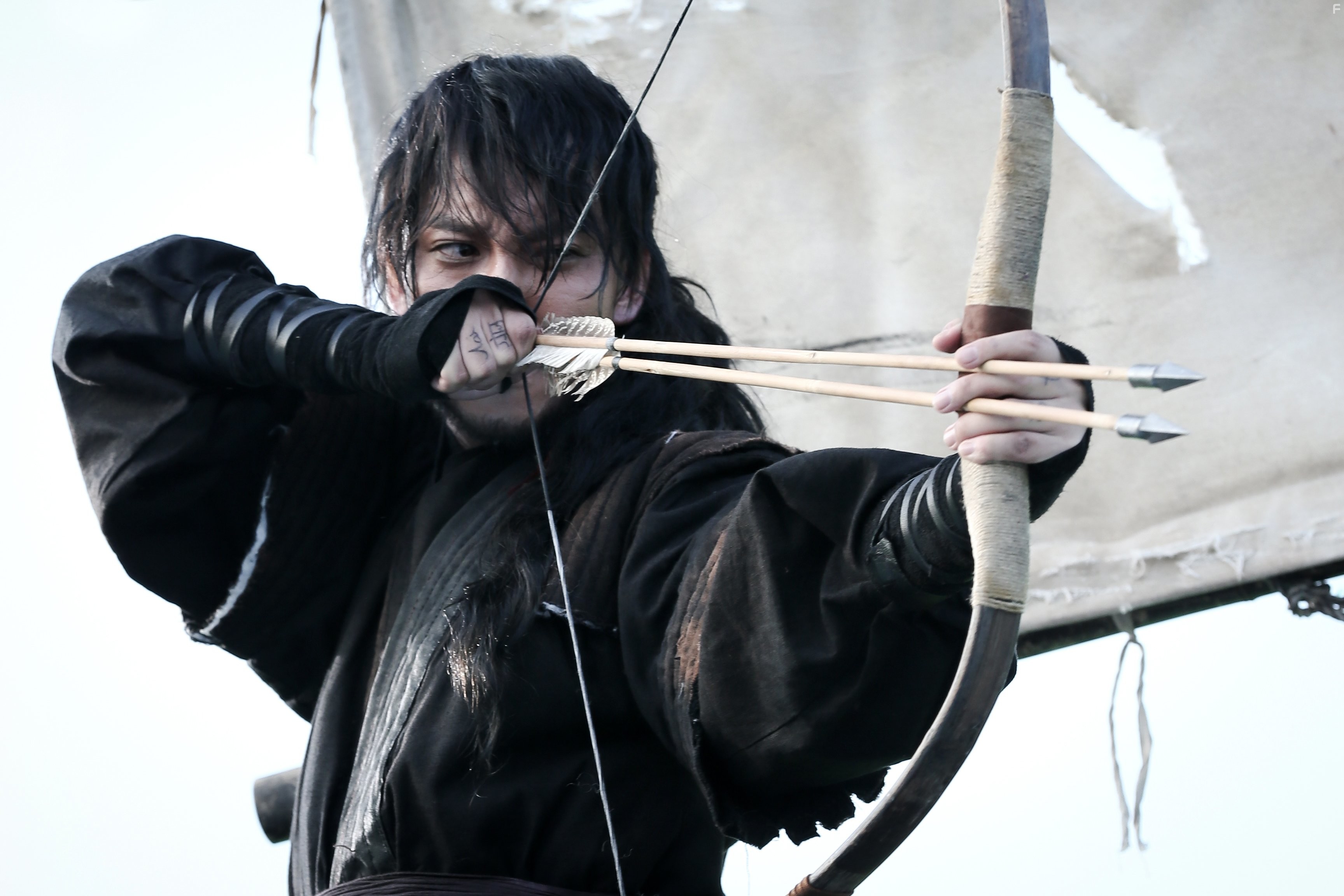 Nam-gil Kim in Hae-jeok: Ba-da-ro gan san-jeok (2014)