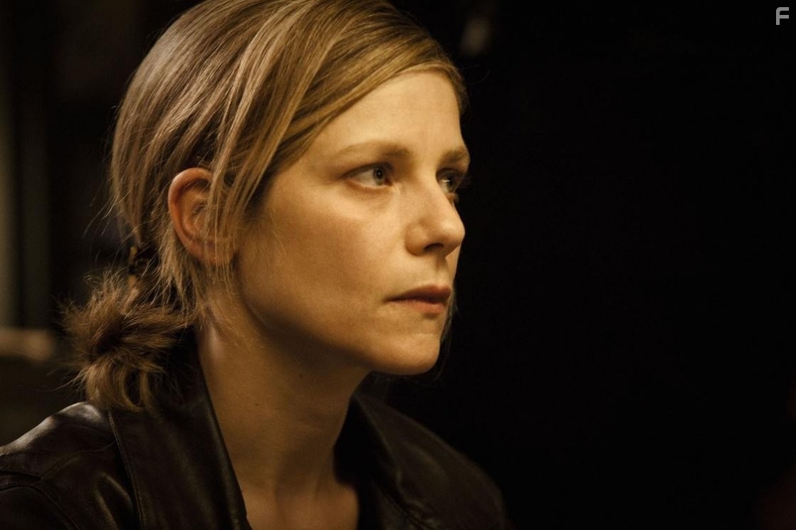 Marina Fo?s in 22 Пули: Бессмертный (2010)