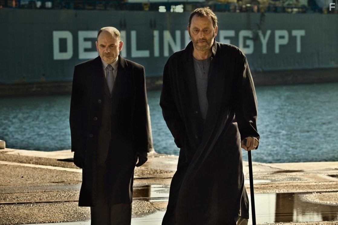 Jean Reno and Jean-Pierre Darroussin in 22 Пули: Бессмертный (2010)