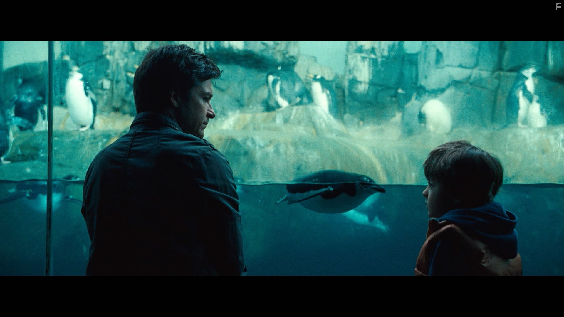 Jason Bateman and Thomas Robinson in Больше чем друг (2010)