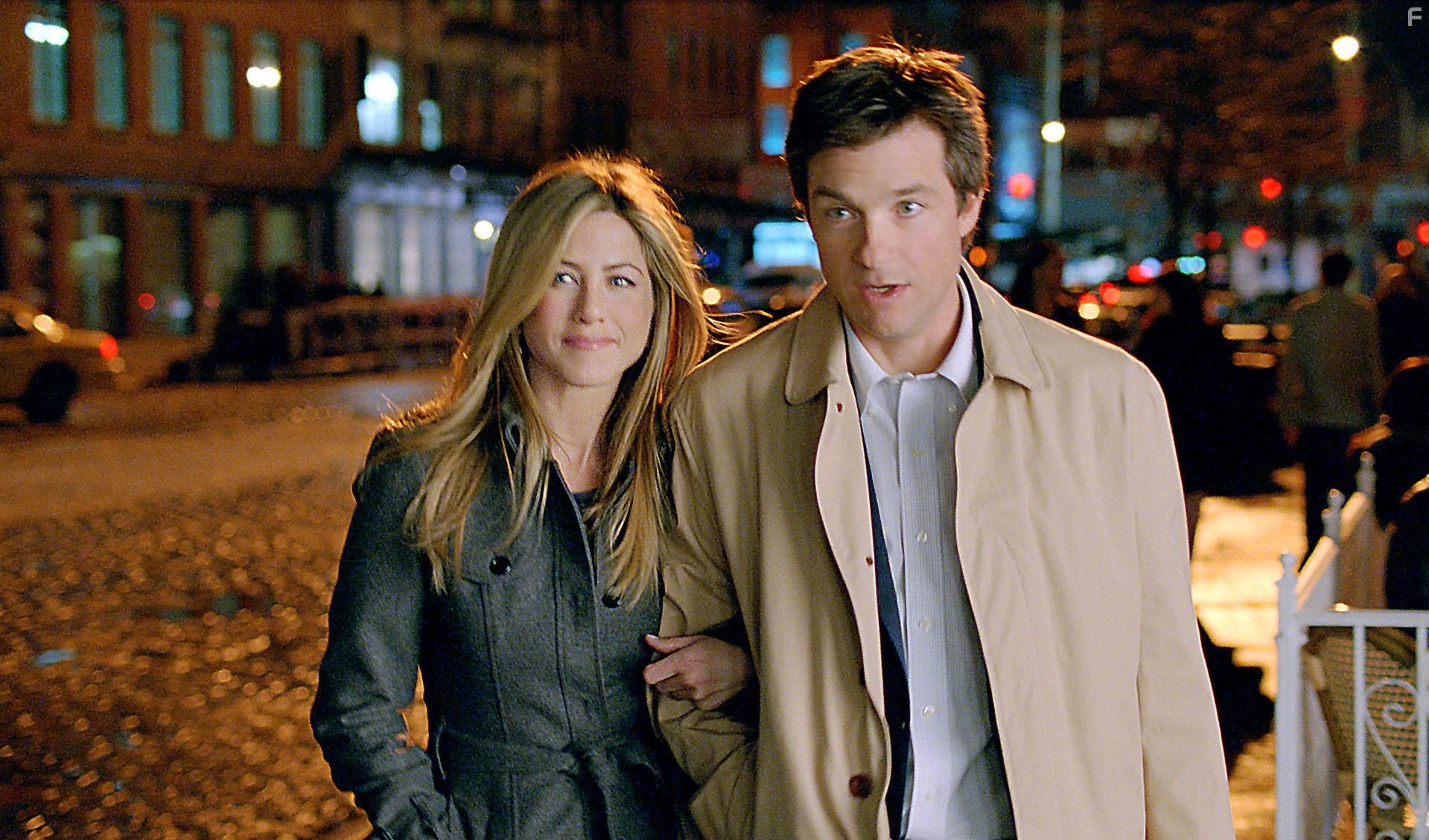 Jennifer Aniston and Jason Bateman in Больше чем друг (2010)