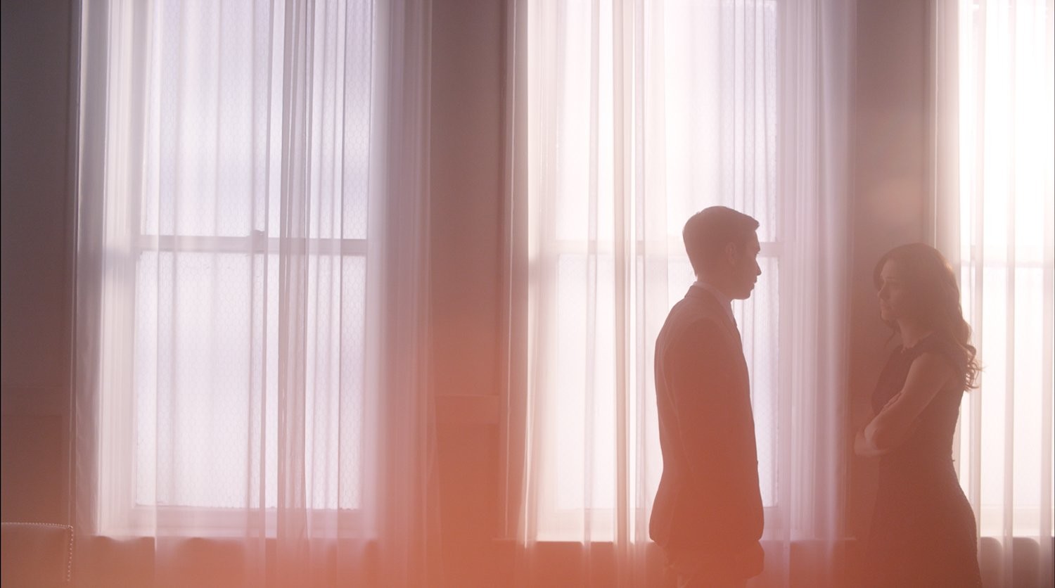 Emmy Rossum and Justin Long in Комета (2014)