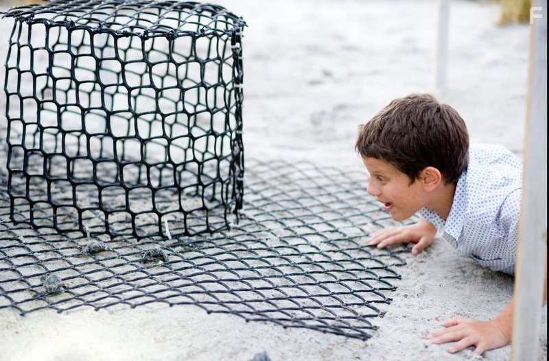 Bobby Coleman in Последняя песня (2010)