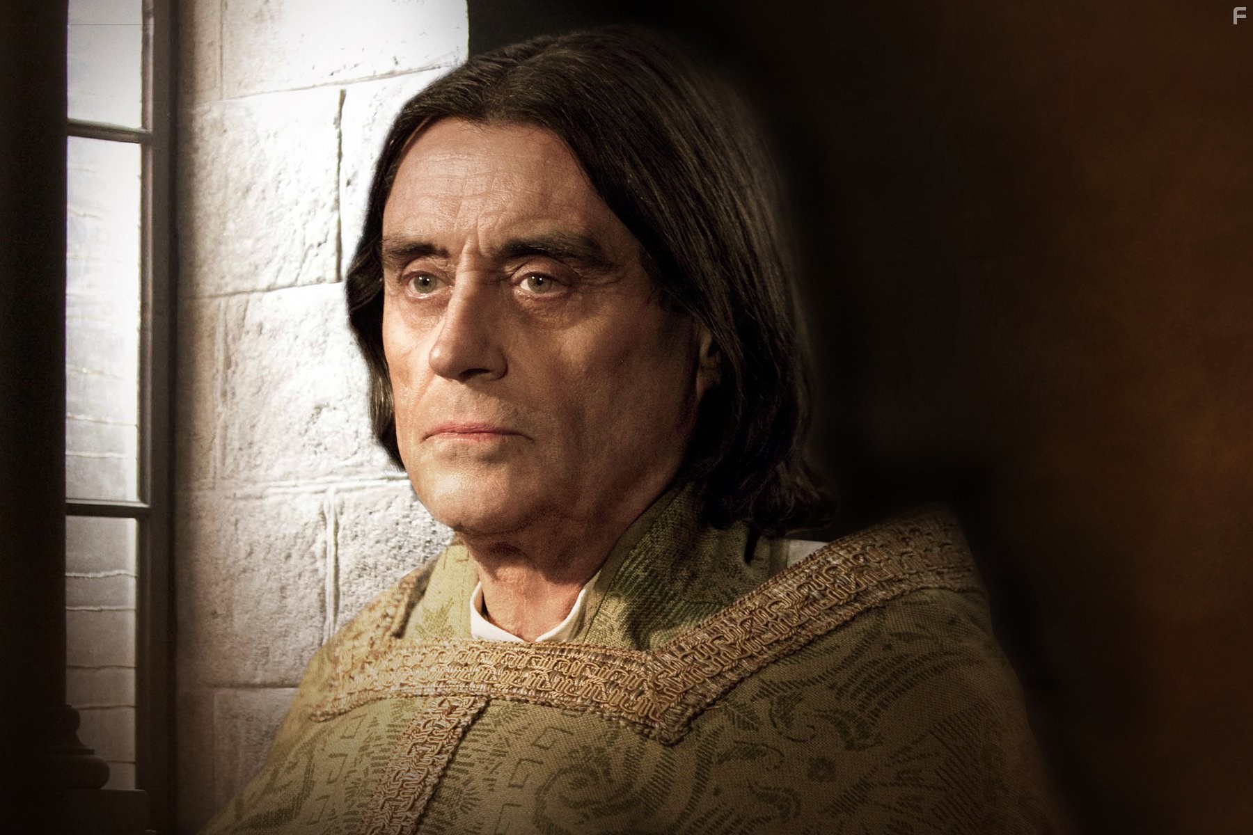 Ian McShane in Столпы Земли (2010)