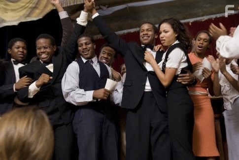 Jurnee Smollett-Bell, Jermaine Williams, Denzel Whitaker, and Nate Parker in Большие спорщики (2007)