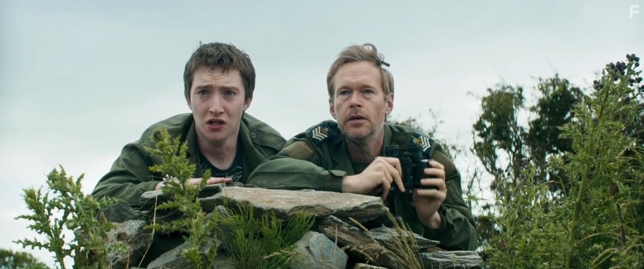 Steven Mackintosh and James Tarpey in Железная схватка (2014)