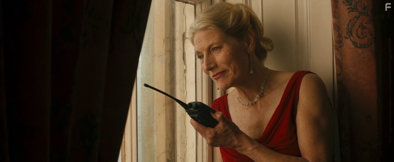 Geraldine James in Железная схватка (2014)