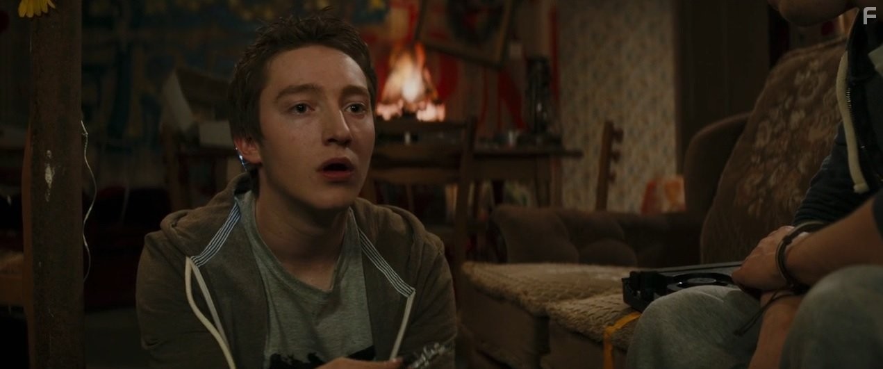 James Tarpey in Железная схватка (2014)