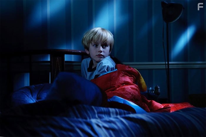 Nathan Gamble in Врата в 3D (2009)