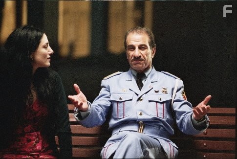 Ronit Elkabetz and Sasson Gabai in Yизит oркестра (2007)