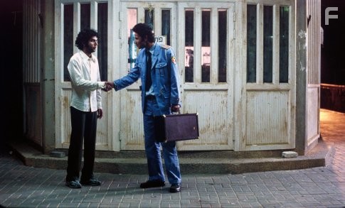 Saleh Bakri and Shlomi Avraham in Yизит oркестра (2007)