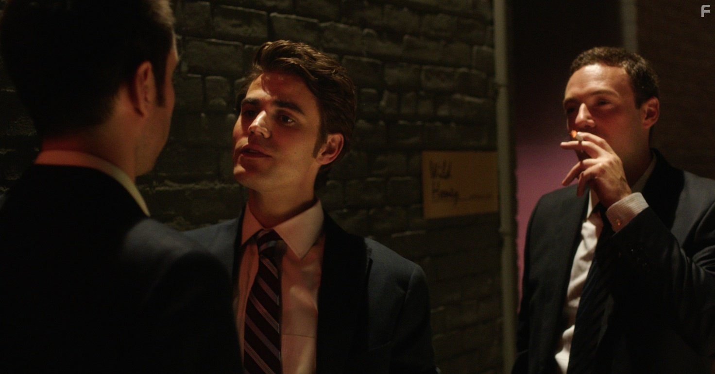 Martin Starr and Paul Wesley in Амира и Сэм (2014)