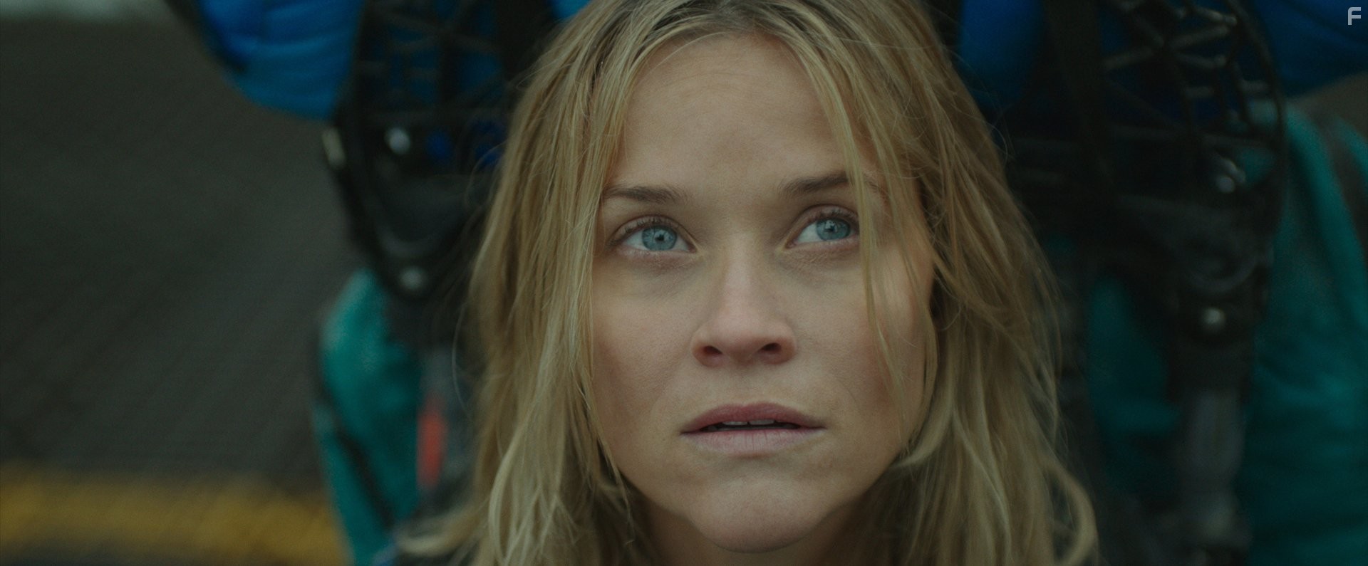 Reese Witherspoon and Cheryl Strayed in Дикая (2014)