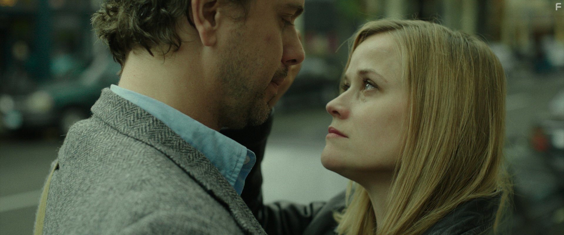 Reese Witherspoon and Thomas Sadoski in Дикая (2014)