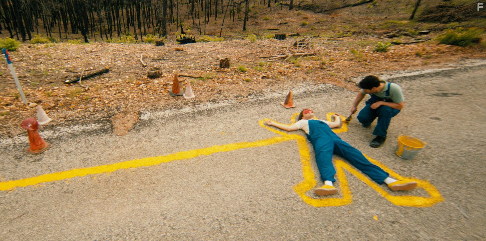 Emile Hirsch and Paul Rudd in Bлaстелин разметки (2013)