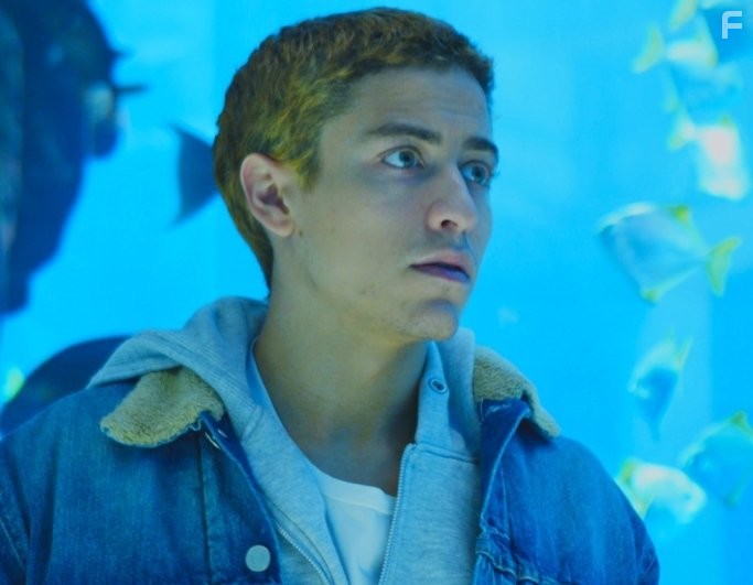 Jesu?ta Barbosa in Пляж будущего (2014)