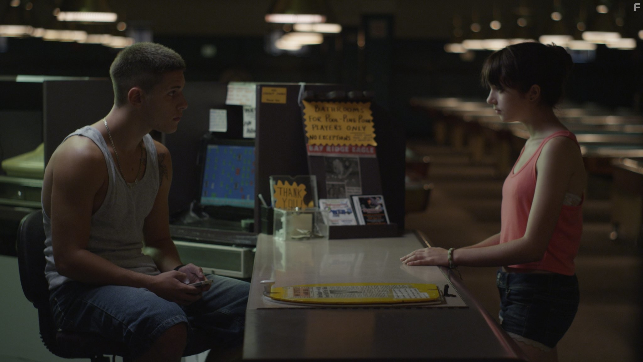 Ronen Rubinstein and Gina Piersanti in Похоже на любовь (2013)