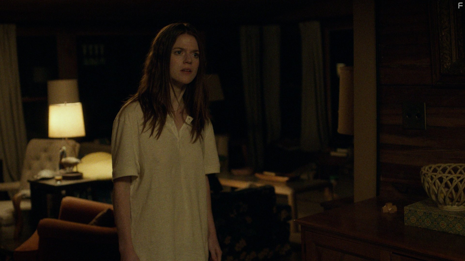 Rose Leslie in Медовый месяц (2014)