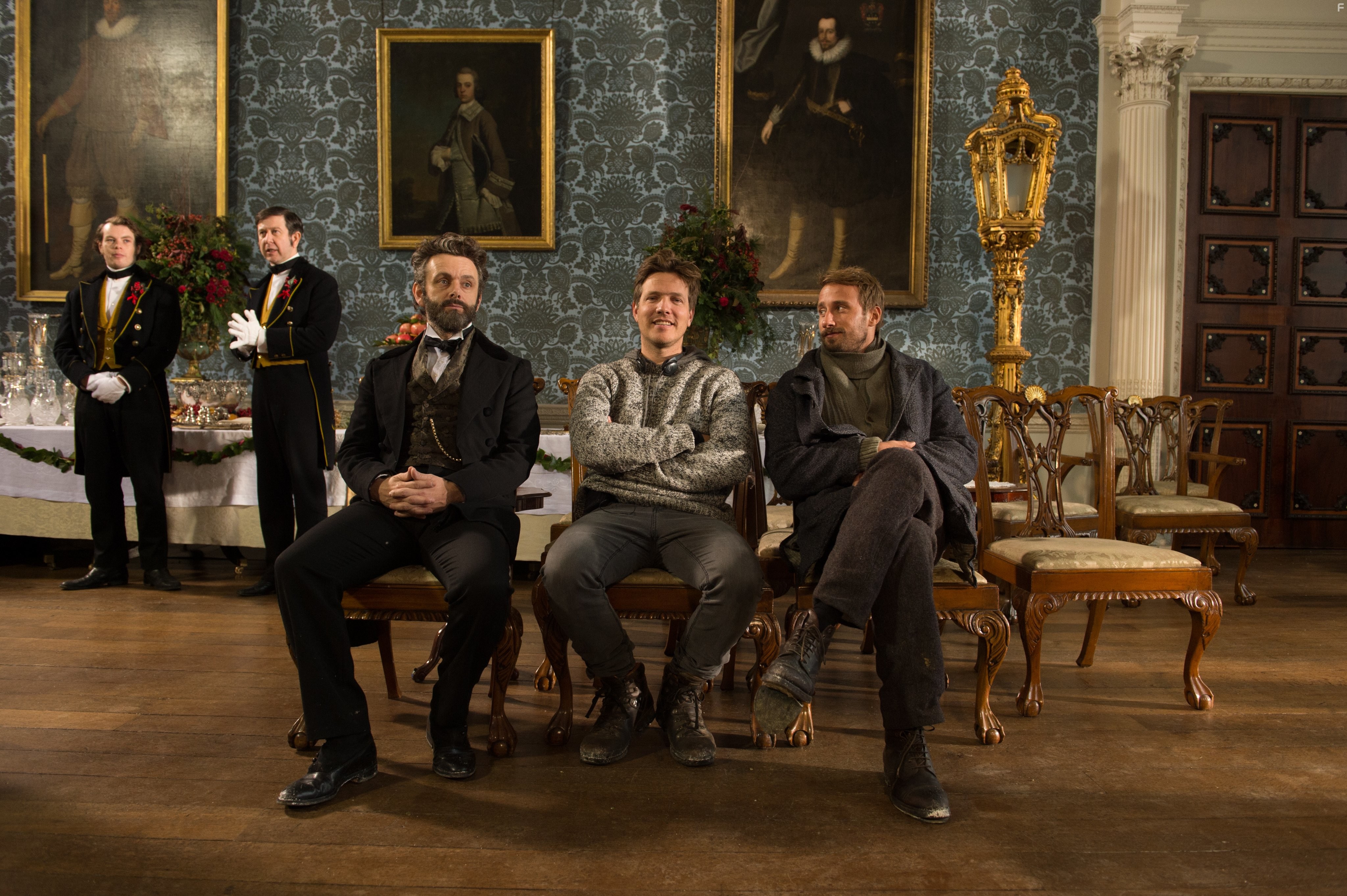 Matthias Schoenaerts and Michael Sheen in Вдали от безумной толпы (2015)