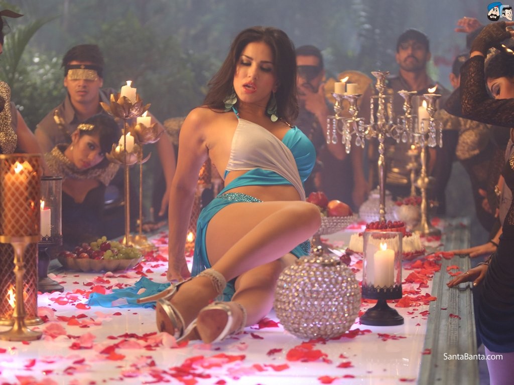 Sunny Leone in Hate Story 2 (2014)