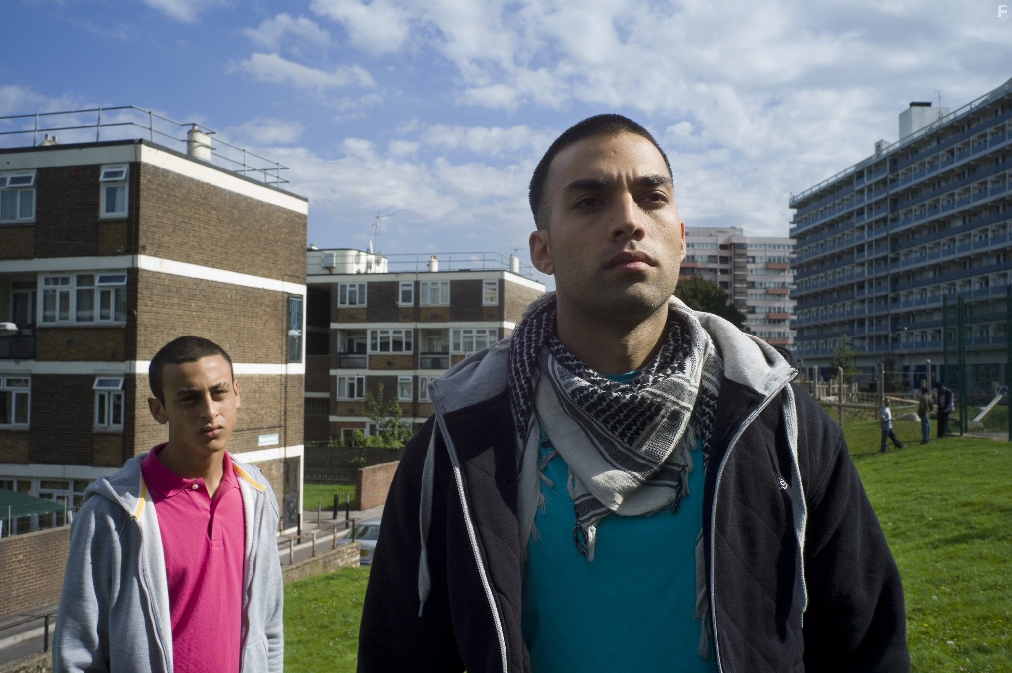 James Floyd and Fady Elsayed in Мой брат Дьявол (2012)