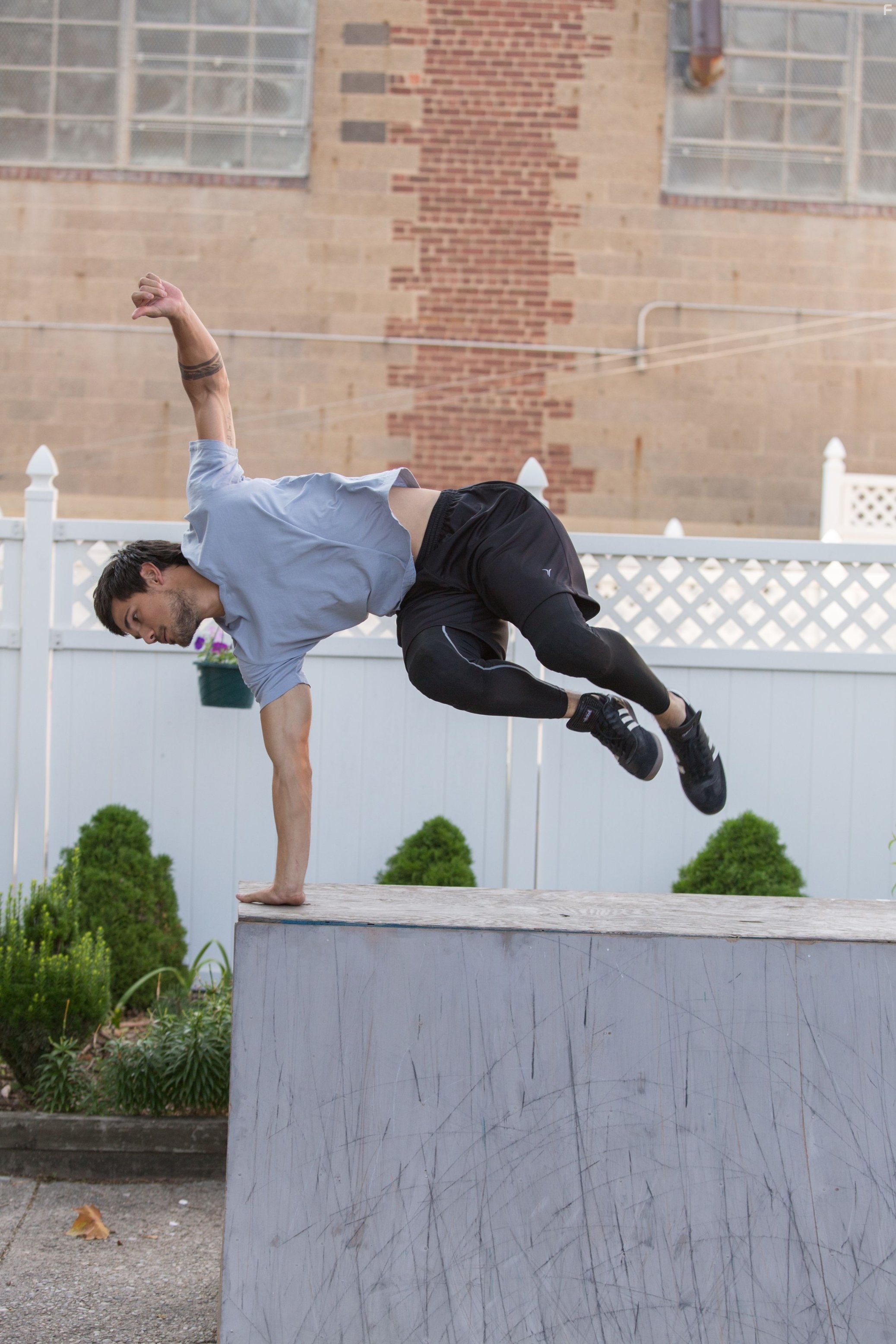 Taylor Lautner in Трейсеры (2015)