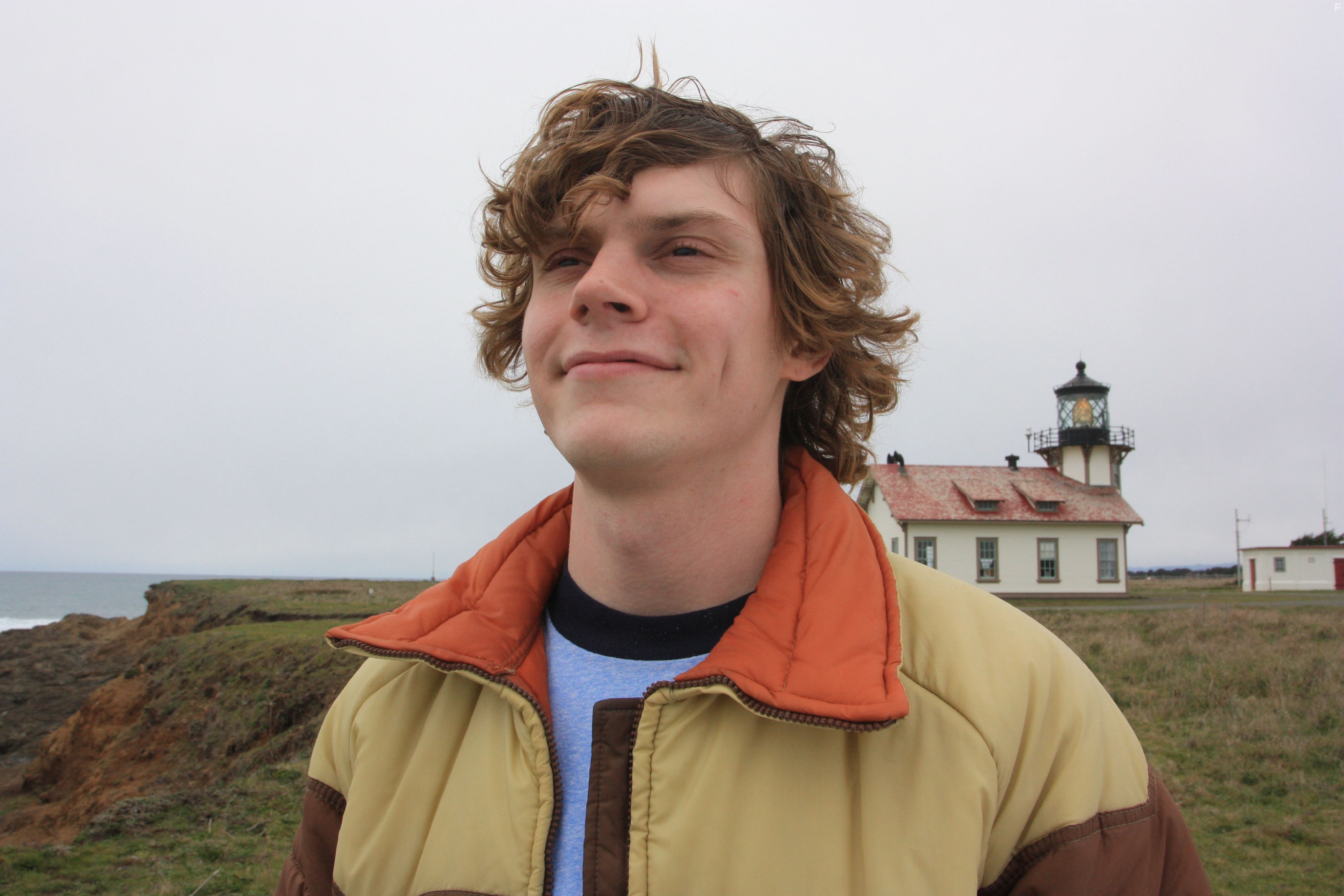 Evan Peters in Safelight (2015)