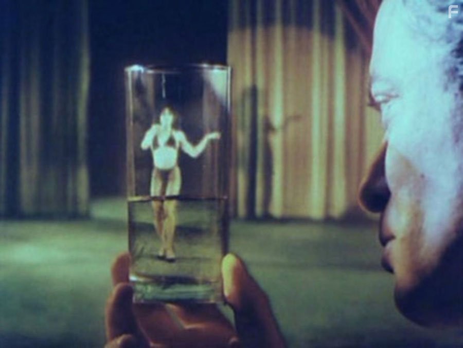 Les trois couronnes du matelot (1983)