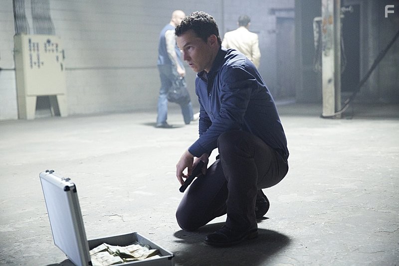 Shawn Hatosy and Rick Gomez in Безрассудный (2014)