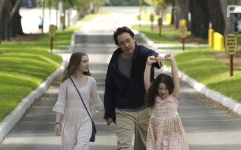 John Cusack, Sh?lan O'Keefe, and Gracie Bednarczyk in Грейс больше нет с нами (2007)