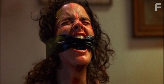 Kate Hodge in Техасская резня бензопилой 3: Кожаное лицо (1990)