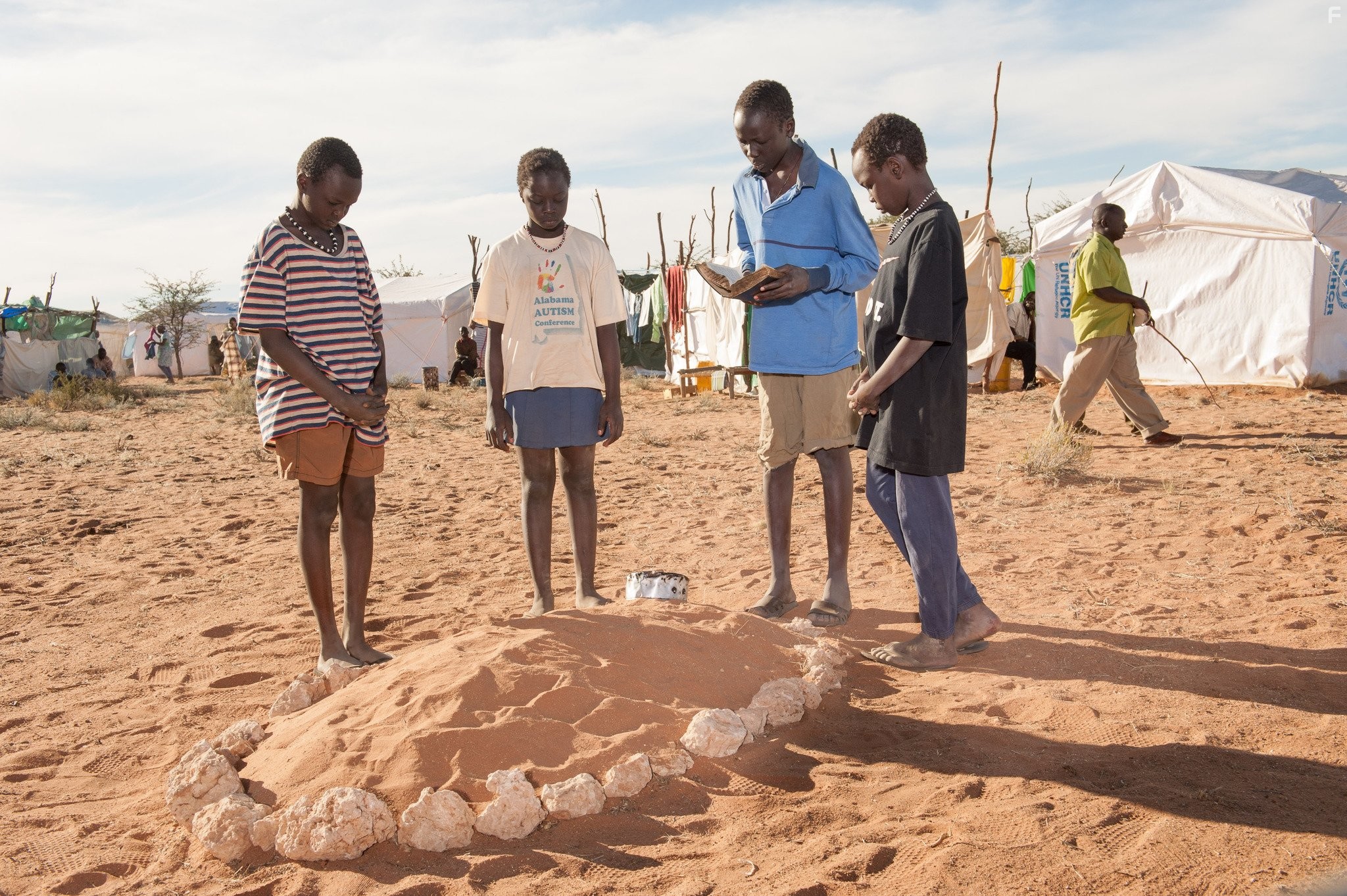 Приятная ложь (2014)