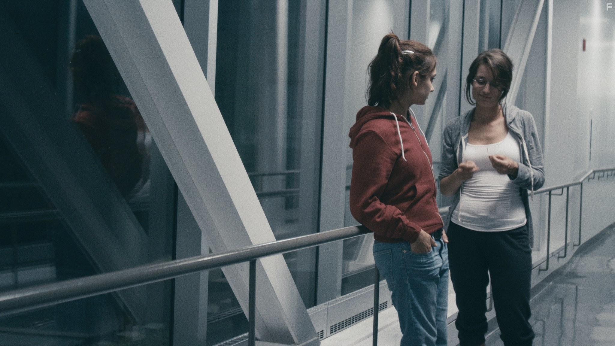 Sophie Desmarais in Sarah pr?f?re la course (2013)