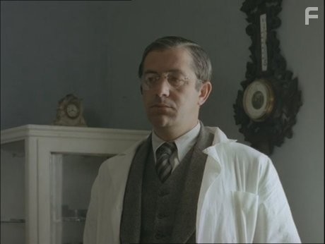 Zbigniew Zapasiewicz in Szpital przemienienia (1979)
