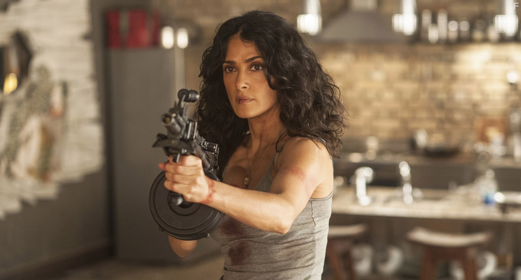 Salma Hayek in Эверли (2014)