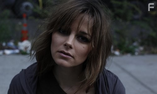 Bojana Novakovic in Трое в Нью-Йорке (2012)