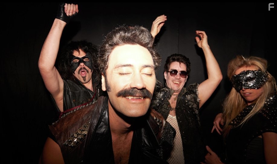 Taika Waititi, Jemaine Clement, and Jonny Brugh in Реальные упыри (2014)