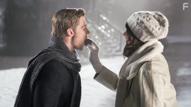 Mike Vogel and Katharine McPhee in В моих мечтах (2014)