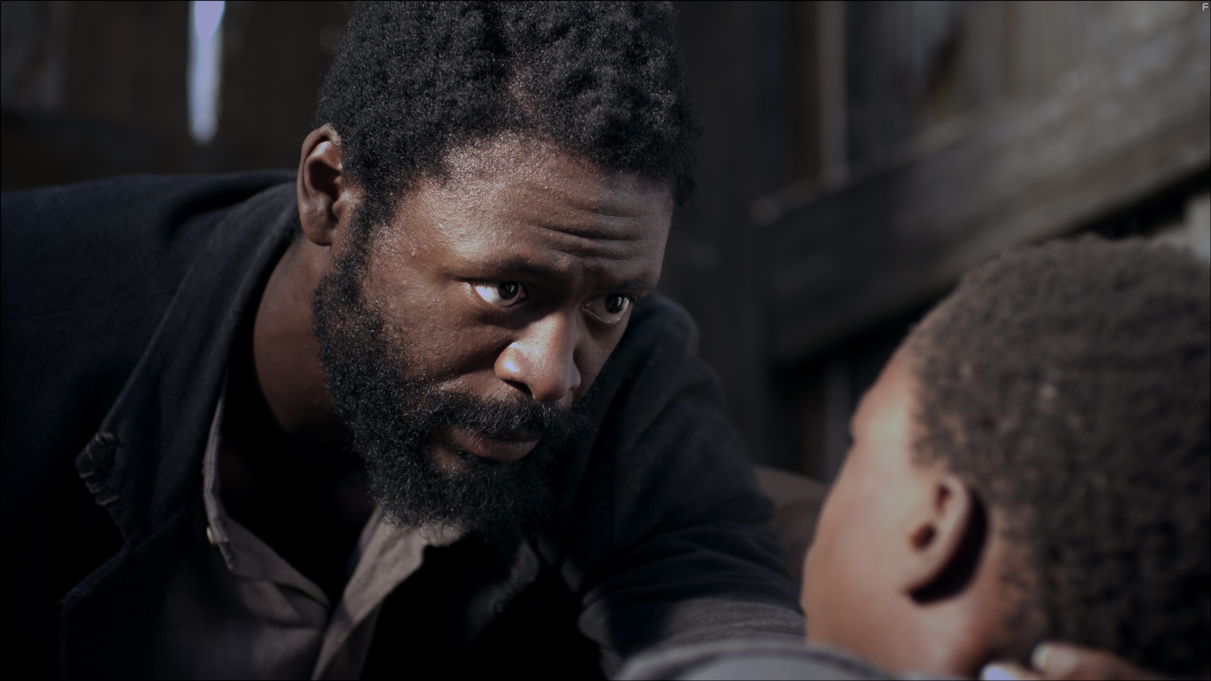 Tishuan Scott and Ashton Sanders in Поиск (2013)