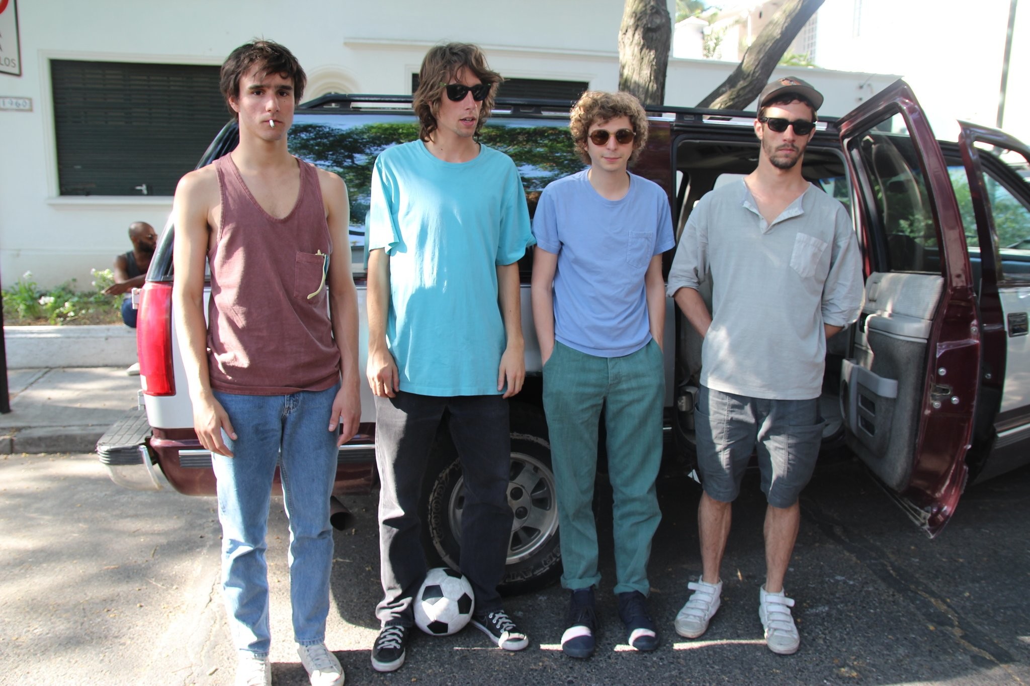 Michael Cera, Agust?n Silva, Jos? Miguel Silva, and Juan Andr?s Silva in Кристал Фэйри и волшебный кактус и 2012 (2013)