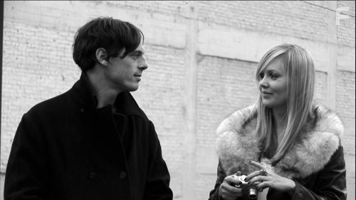 Scoot McNairy and Sara Simmonds in Полночный поцелуй (2007)